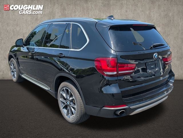 2017 BMW X5 — detail view
