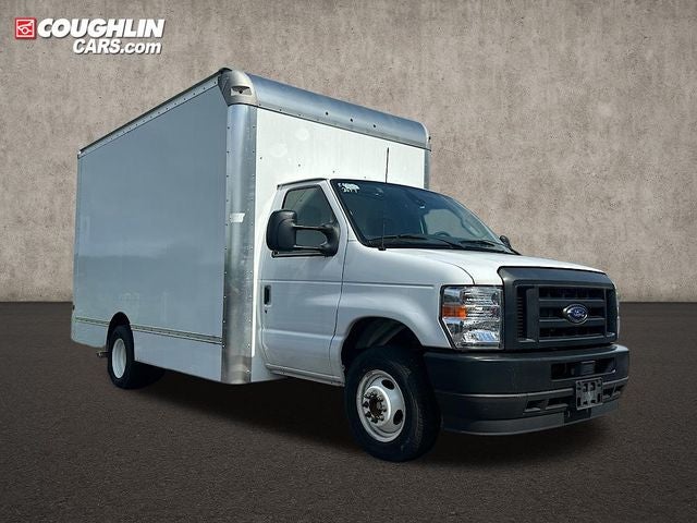 2024 Ford E-450SD Base in Oxford White — front three-quarter view