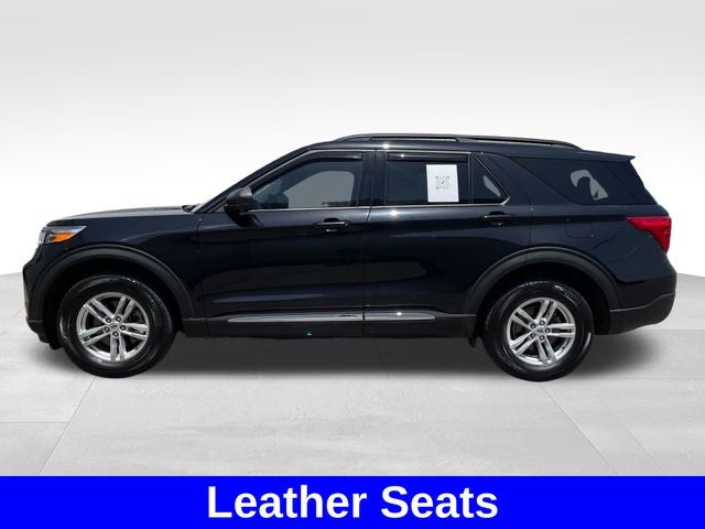 2023 Ford Explorer — side profile view
