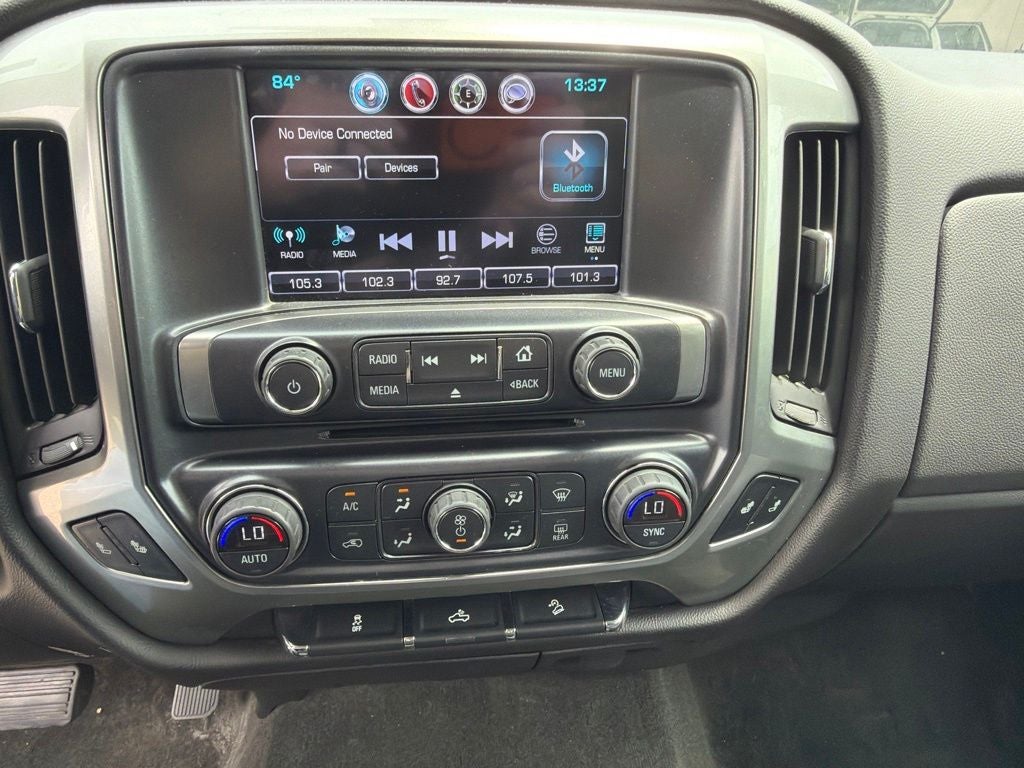 2016 Chevrolet Silverado 1500 — interior view
