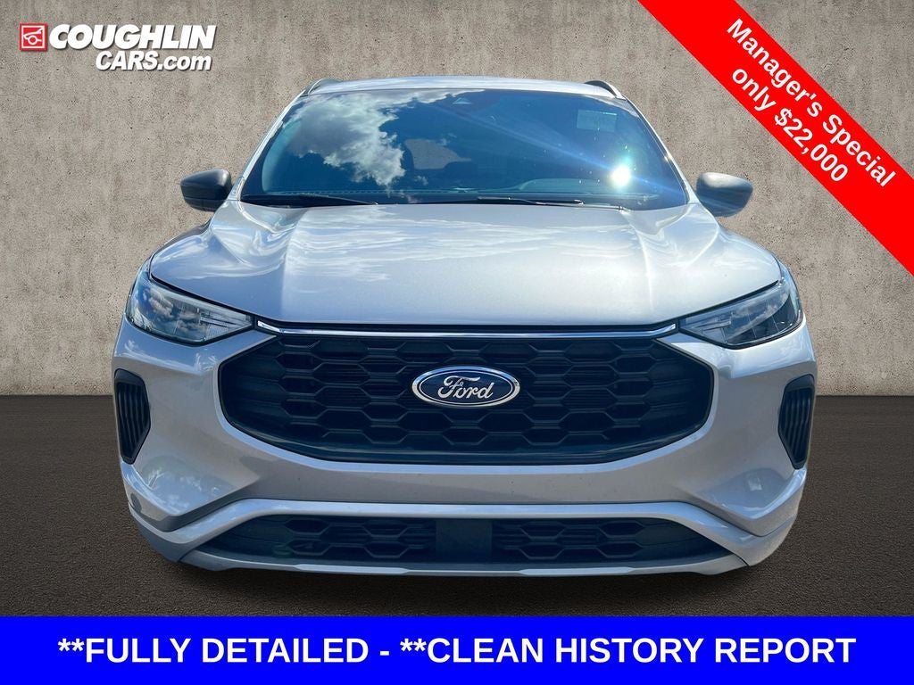 2023 Ford Escape — side profile view