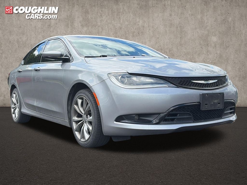 2016 Chrysler 200 S in Billet Silver Metallic Clearcoat — front three-quarter view