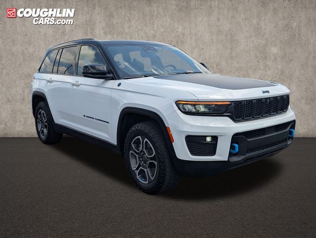 2023 Jeep Grand Cherokee Trailhawk 4xe in Bright White Clearcoat — front three-quarter view