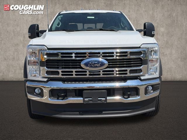 2026 Ford F-550SD — side profile view