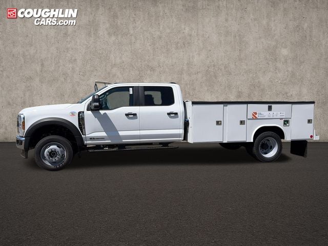 2026 Ford F-550SD — detail view