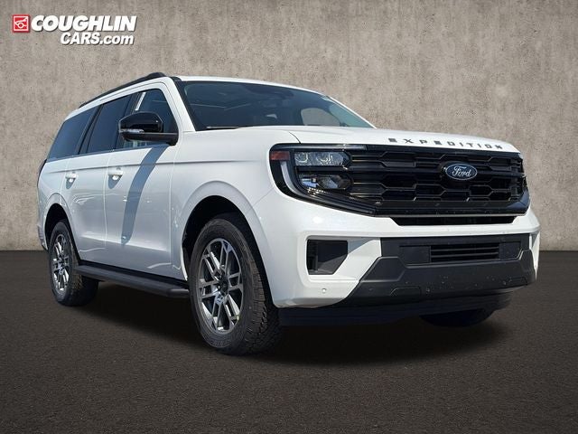 2026 Ford Expedition Active in Star White Metallic Tri-Coat — front three-quarter view