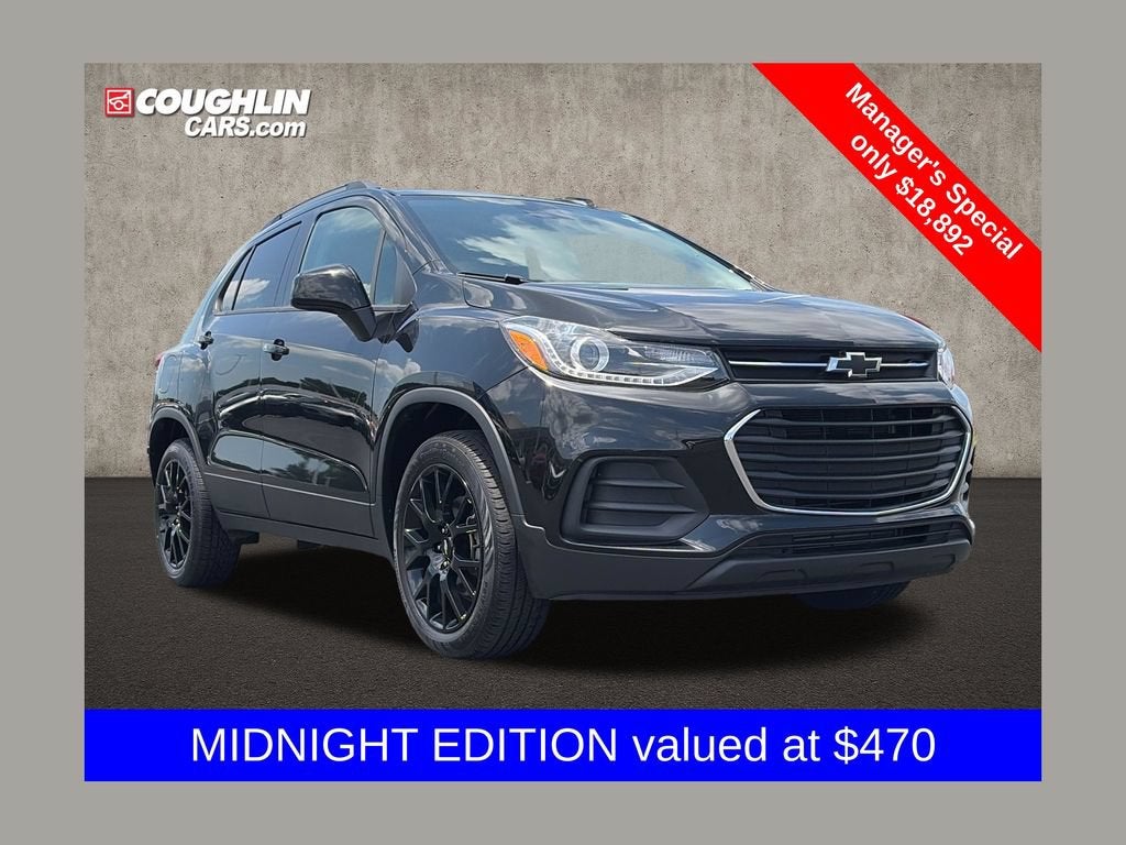 2022 Chevrolet Trax LT in Mosaic Black Metallic — front three-quarter view