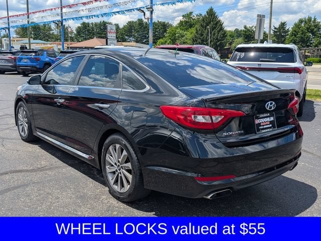 2015 Hyundai Sonata — detail view